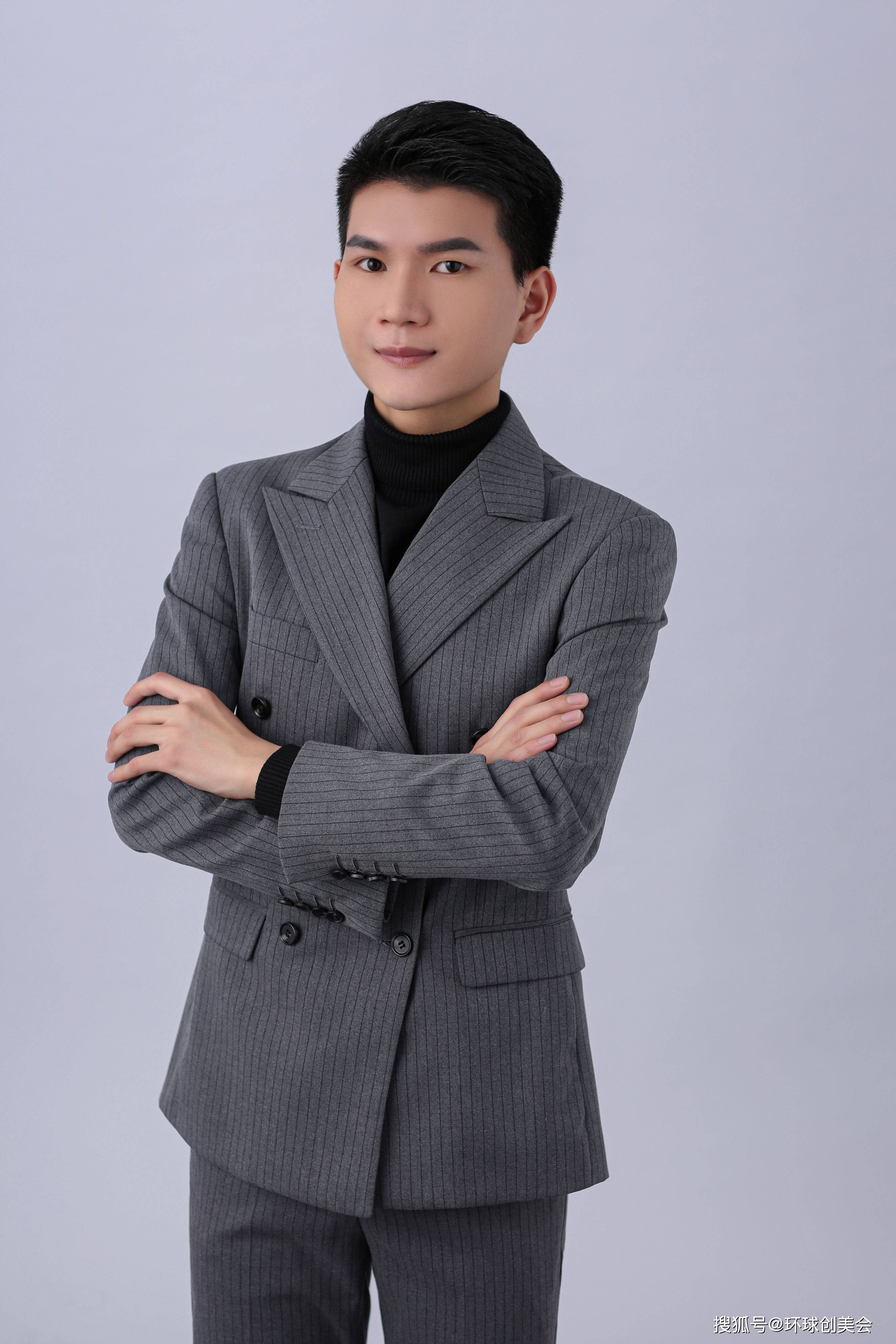 曹永弘视觉与舞美负责人